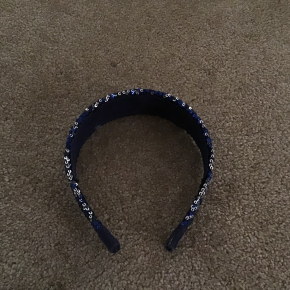 Girls hair band - Picture 1 of 1